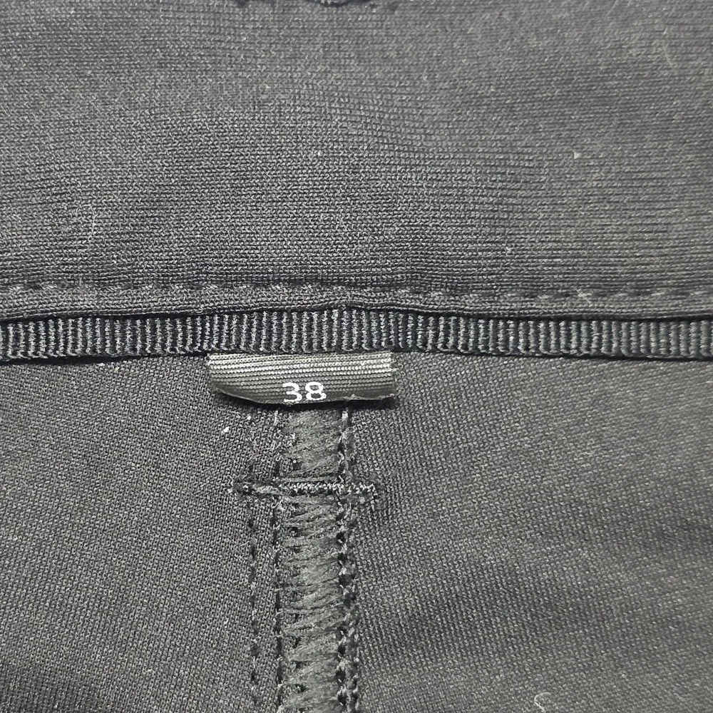 Lululemon Men's Pants Size 38 Black Pockets Belt Loops‎ Casual Stretch Travel